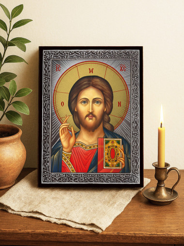 Icoană cu Domnul Atotțiitorul cu raze argintii decorative