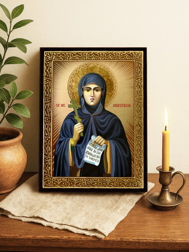 Icoană cu Sfânta Anastasia cu raze aurii decorative