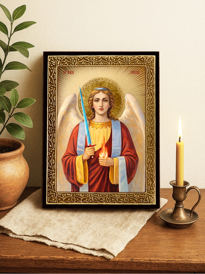 Icoană cu Sfântul Arhanghel Uriil cu raze aurii decorative