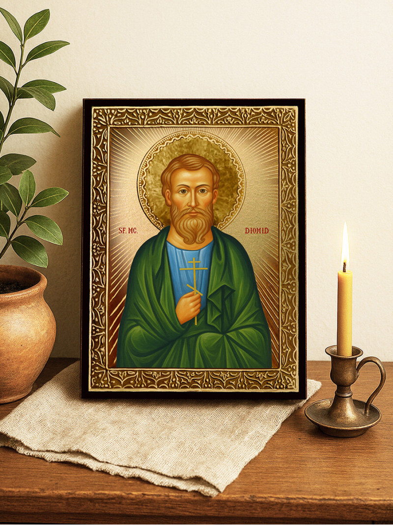 Icoană cu Sfântul Diomid cu raze aurii decorative