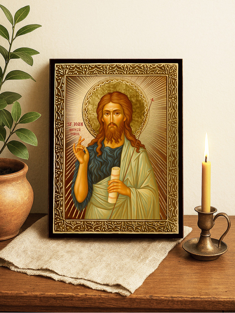 Icoană cu Sfântul Ioan Botezătorul cu raze aurii decorative