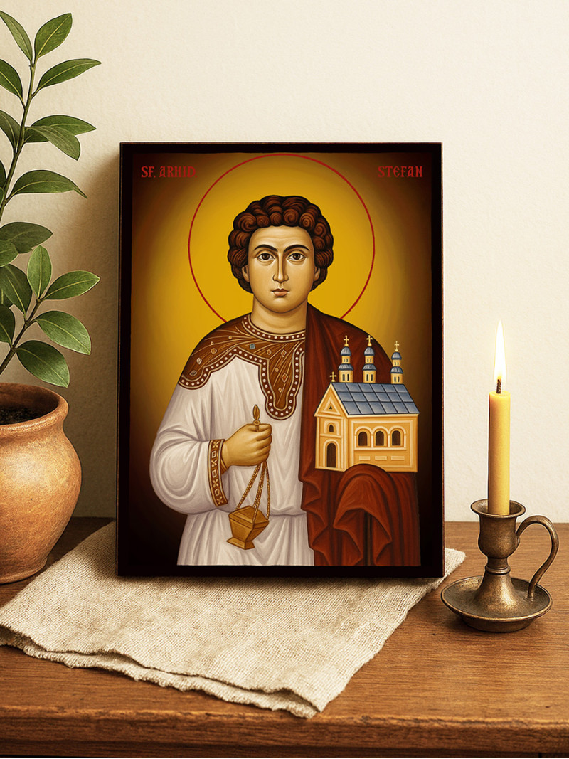Icoană ortodoxă cu Sfântul Ștefan cu fundal galben luminos