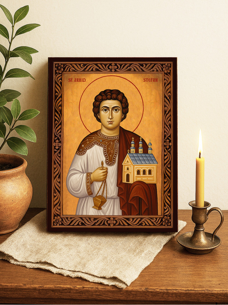Icoană ortodoxă cu Sfântul Ștefan cu ramă decorativă stil sculptat