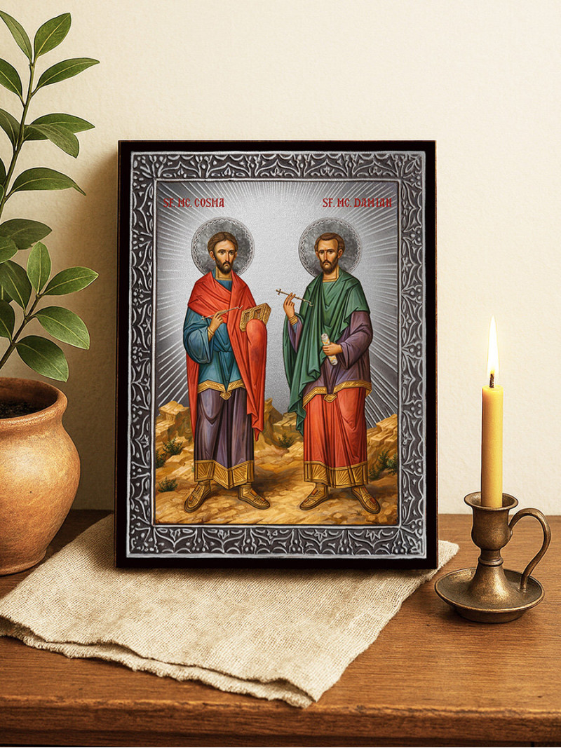 Icoană cu Sfinții Cozma și Damian cu raze argintii decorative