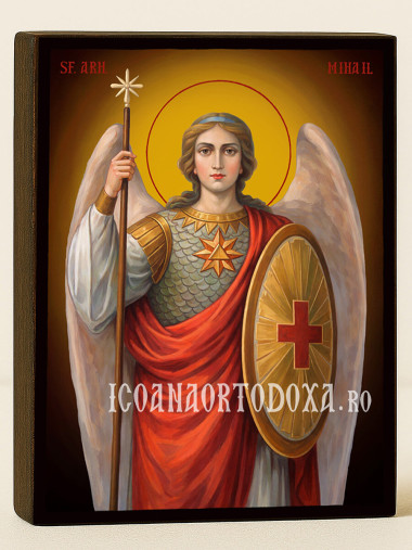 Icoană ortodoxă cu Sfântul Arhanghel Mihail cu fundal galben luminos