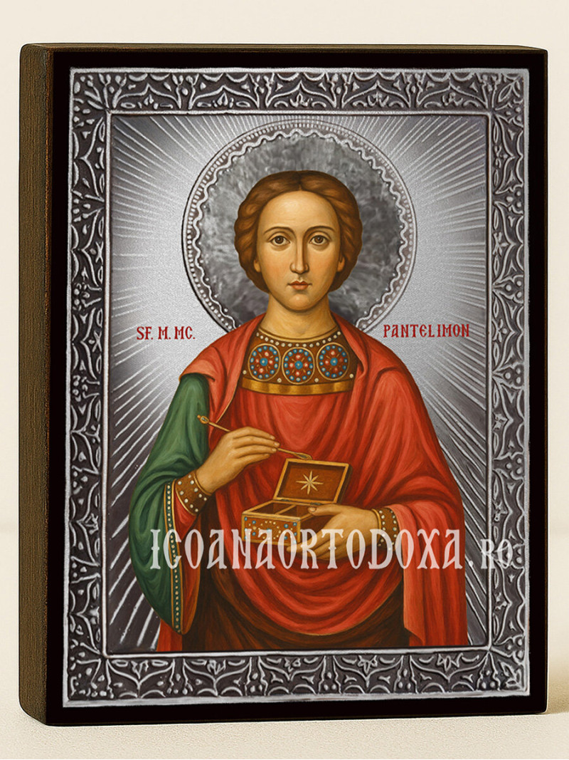 Icoană din argint cu Sfântul Pantelimon cu raze decorative